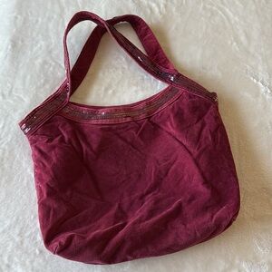 Burgundy wine maroon shoulder bag with sequins